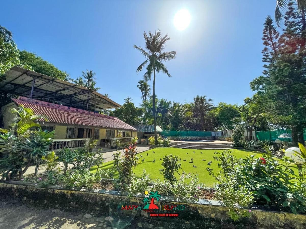 Villa By The Sea Мумбаи Экстерьер фото